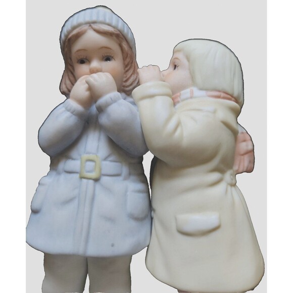 Adorable "DON'T TELL ANYONE" Frances Hook The Child's World Figurine - Picture 4 of 7